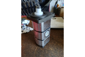 E.SF.T,  Fogaskerék sziv., 8+8+6 ccm, J